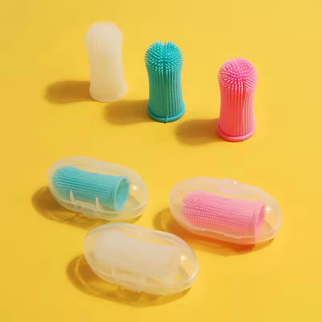 Soft Silicone Pet Finger Toothbrush – Dog & Cat Teeth Cleaning & Breath Care Tool